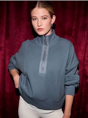 CALIA Women's Elevate Ripple 1/4
Zip Pullover- slate blue 💙